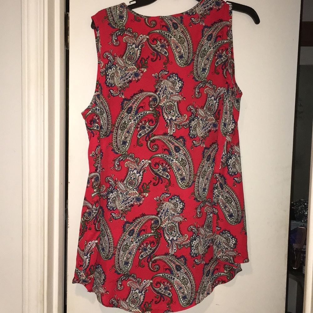 Red multicolored top - Picture 4 of 4